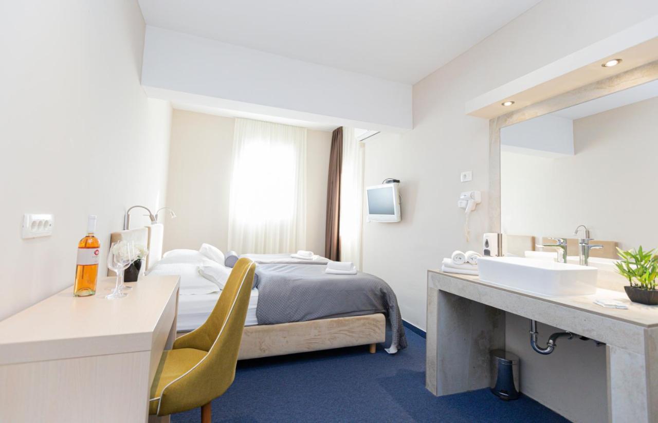 Hotel Bozikovina 3 Podstrana Kültér fotó
